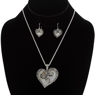 Wholesale filigree Heart Pendant Necklace Earring Set CZs White Shell Backing Le
