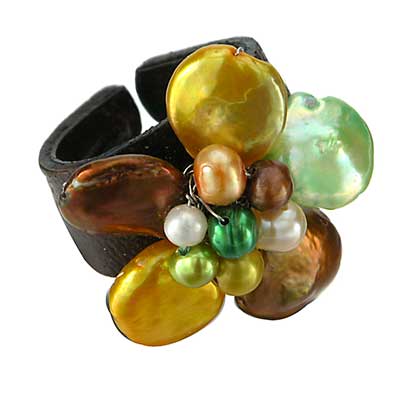 Wholesale brown Tea Green Glass Flower Multi Colored Bead Center Ring Leather Ri